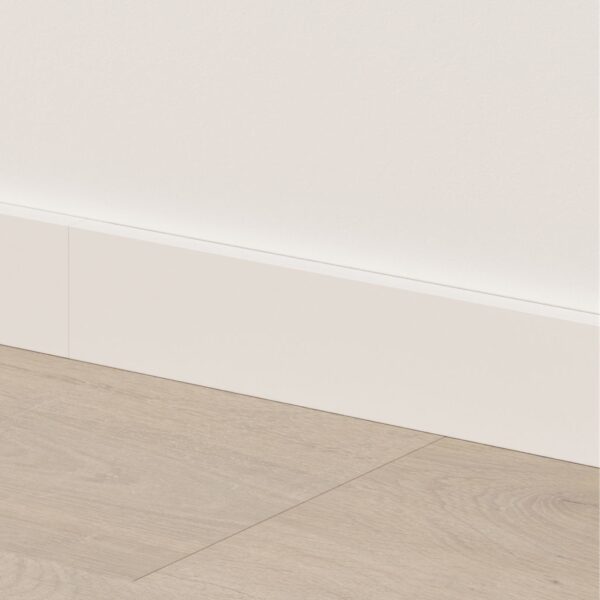 SFSKCLICKWHITE126-1 Quick-Step Listwa przypodłogowa na klik, biała – 1260×12×50 mm